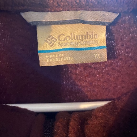 Columbia Women's Maroon Jacket - Picture 4 of 4